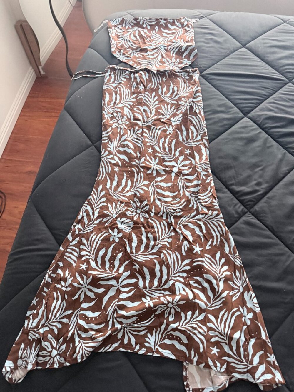 🔥 NWT Tropical Floral Leaf Handkerchief Crop Top & Maxi Skirt Set Brown Blue -